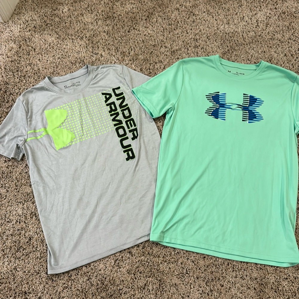 Under Armour t-shirts - set of 2